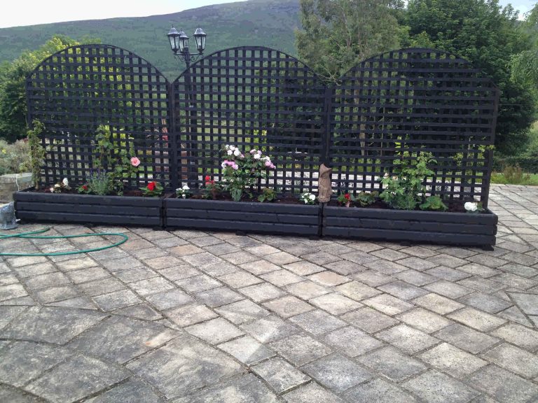 planters and flower boxes - abbeylawns